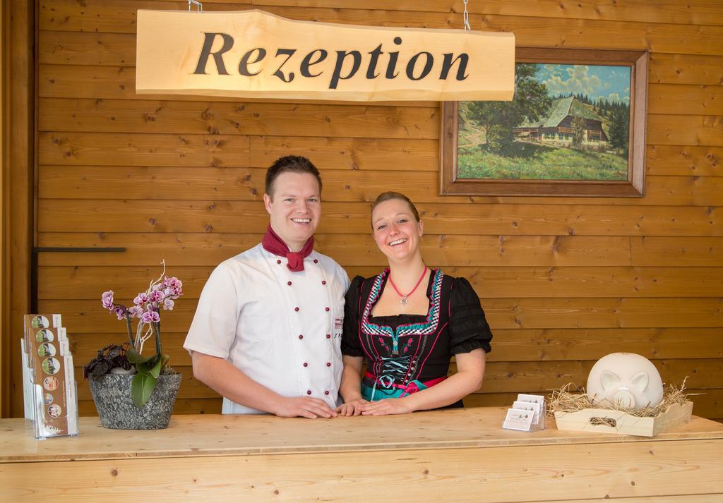 Thaelerhaeusle Hotel Furtwangen Bagian luar foto
