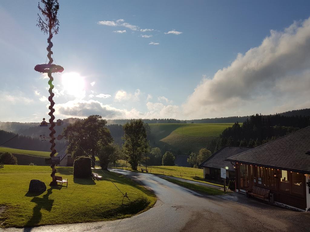 Thaelerhaeusle Hotel Furtwangen Bagian luar foto